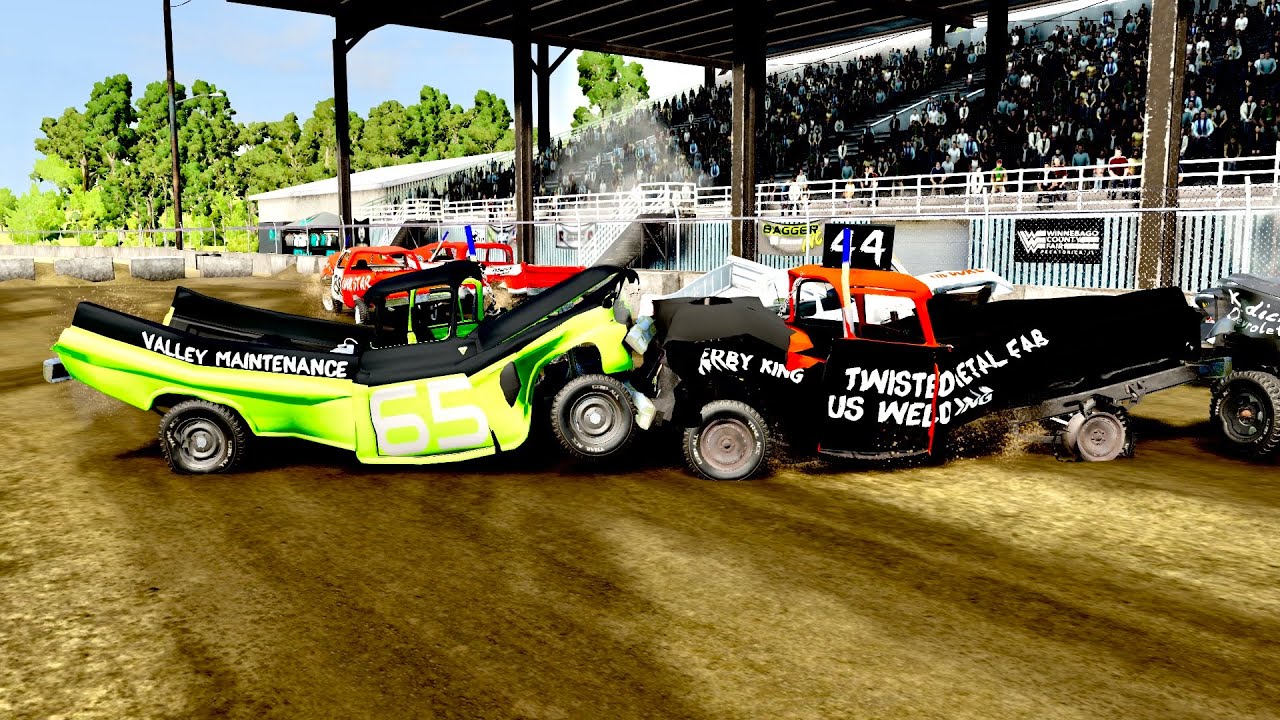 BeamNG Demolition Derby (Fullsize Gut and Go Trucks)