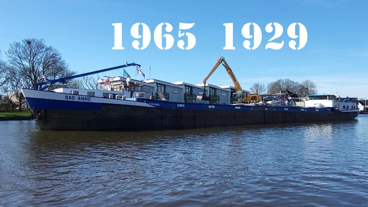 Старые голландские корабли и баржи до сих пор находятся в эксплуатации. Бас Анне, 1965. Корма, 1929.