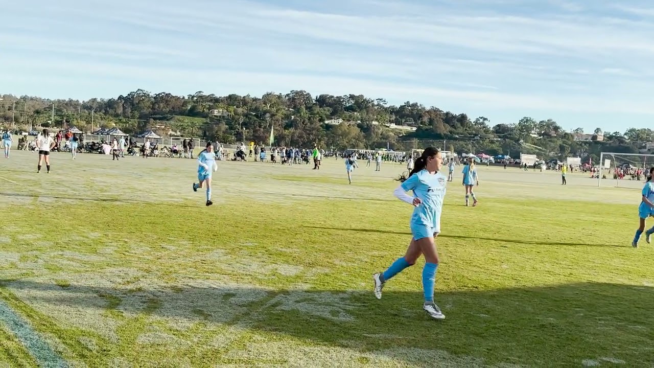 Jan 17, 2026 SDSC Surf G2013 White vs Rebels G2014