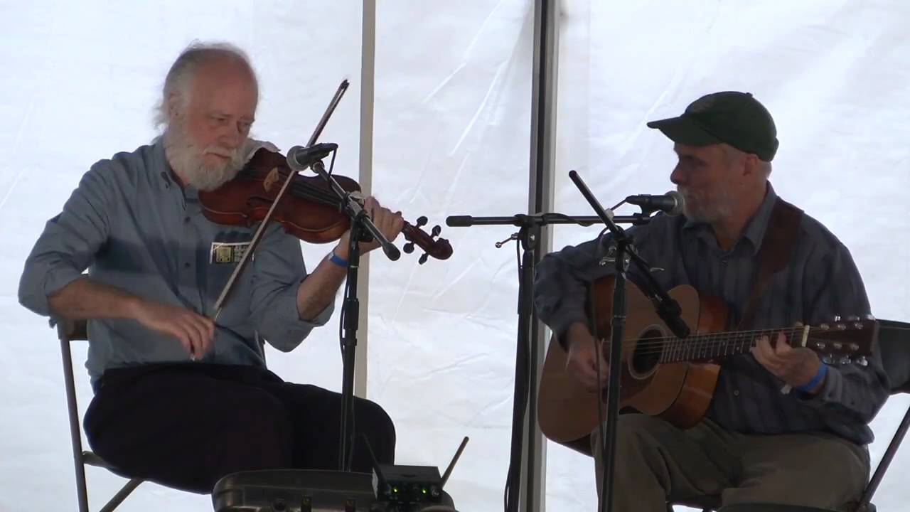 Bear On The Square - James Bryan & Carl Jones - Soapsuds Over the Fence