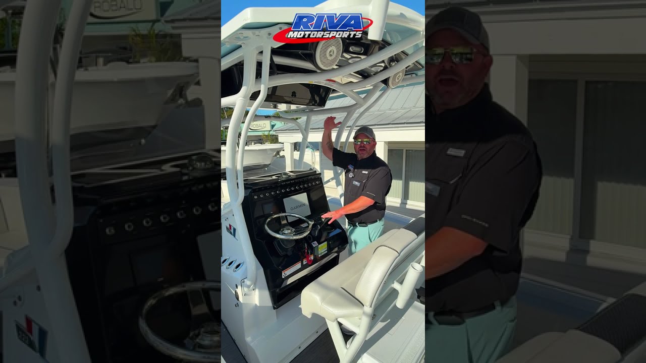 #Wellcraft #222 vs #242 🚤 Which One Fits Your #Lifestyle?
