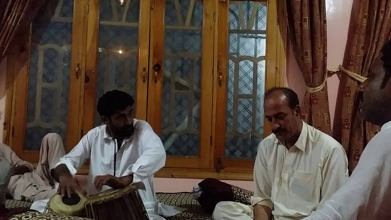 Singer from peshawar sawabi at khans hujra oghi Shamdhara entertainment
