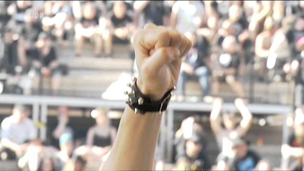 Girlschool - Race With Devil (Rock Hard Fest 2012)