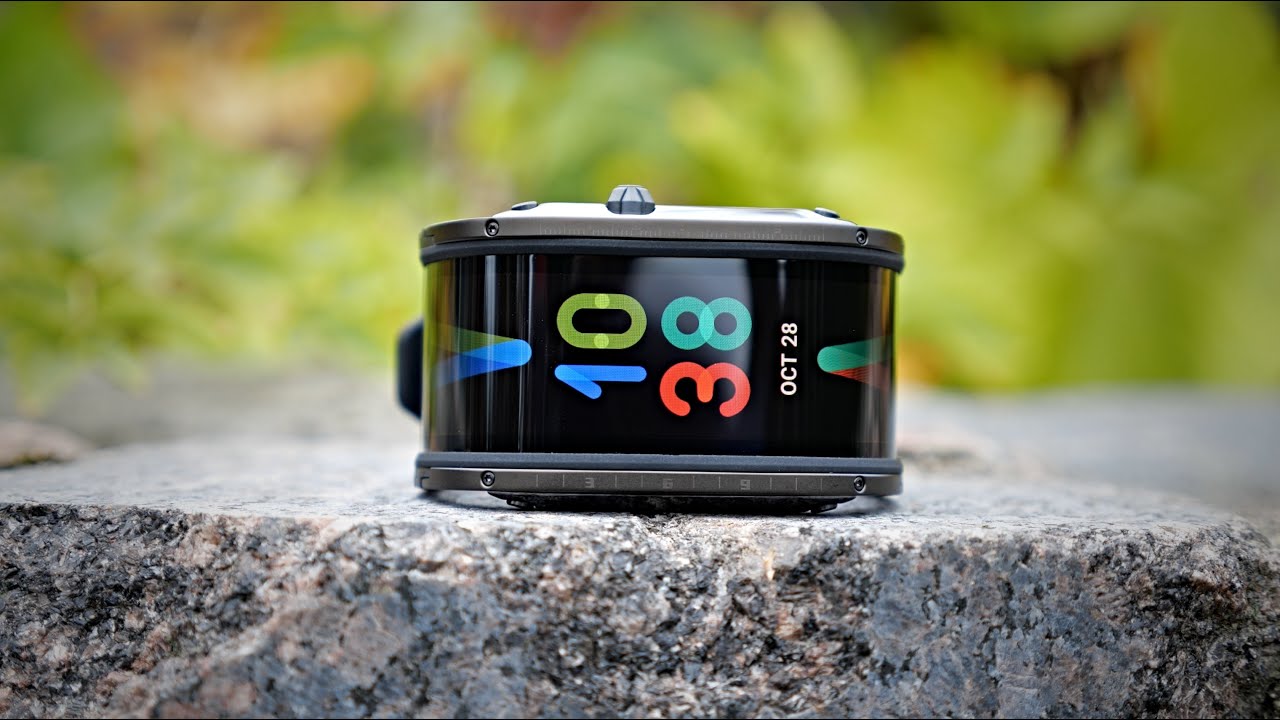 Nubia Watch Review - The Most Futuristic-looking Smartwatch?
