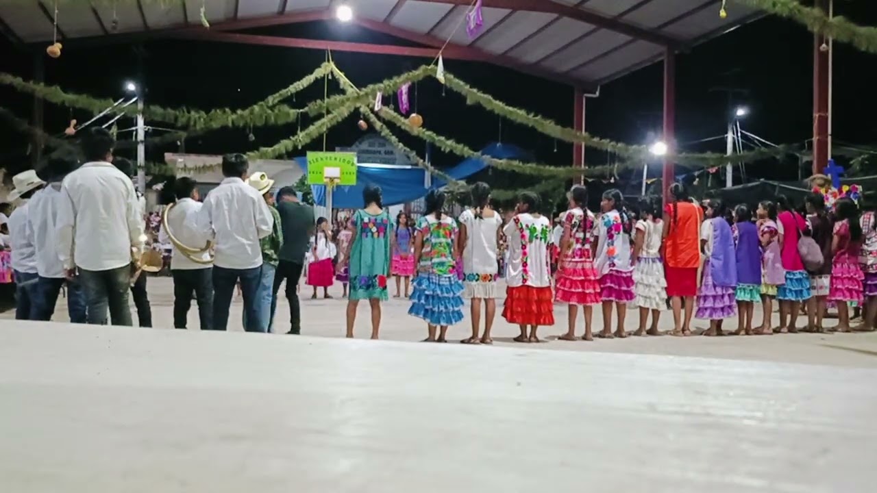 Representación de las tradiciones de Chimalapa, Mpio. De Igualapa, Gro. Tv Sec Rey Hernández García 