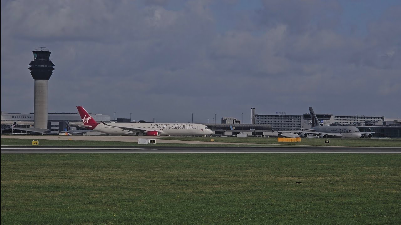 Virgin Atlantic A350-1041 departure an Qatar A380 departure Enjoy 😉 (Manchester Airport)