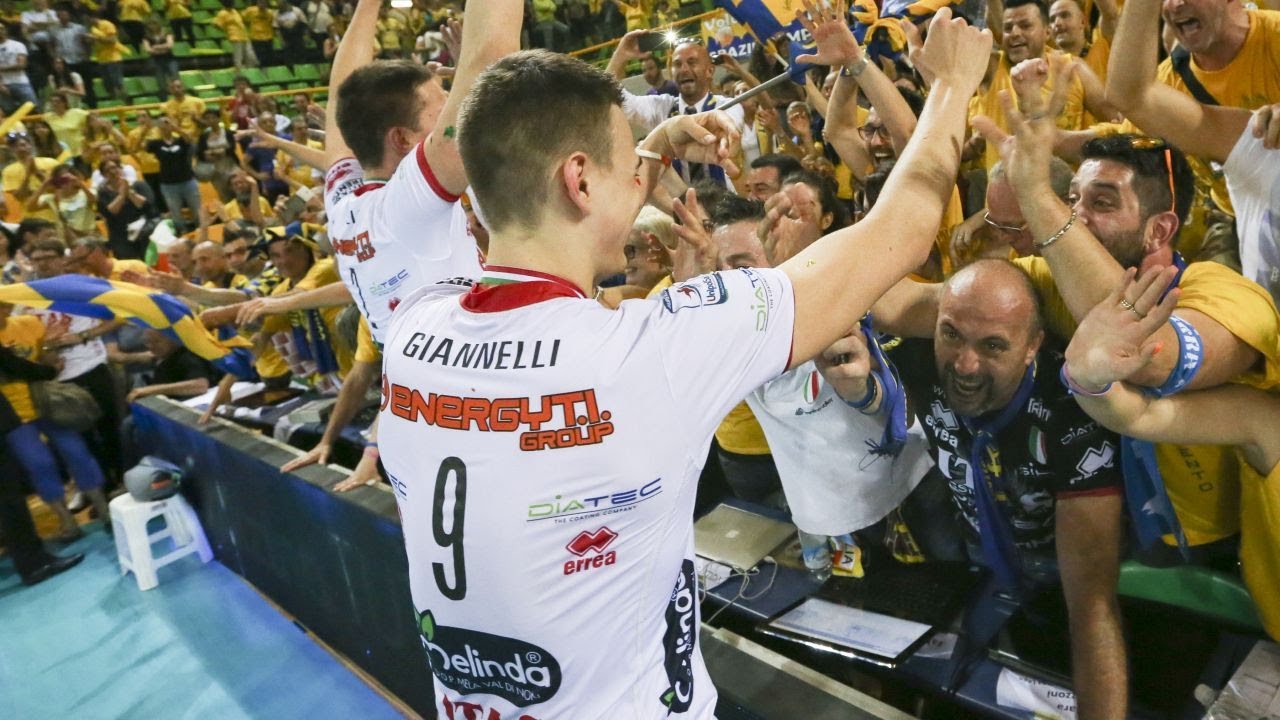 Grazie Simone, il tributo di Trento e Trentino Volley