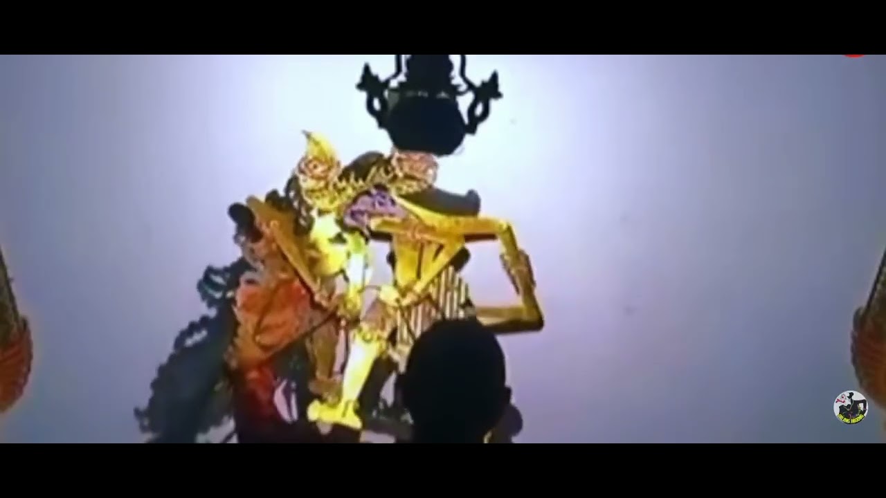 Bima membabat hutan/kerajaan Jin.!  Kisah pertama kali bertemu Hanoman yg kuat dan setia. 