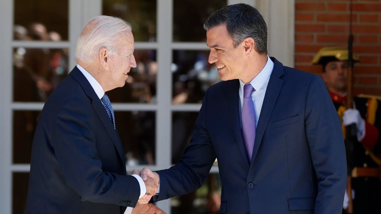 Pedro Sánchez recibe a Joe Biden en el Palacio de la Moncloa