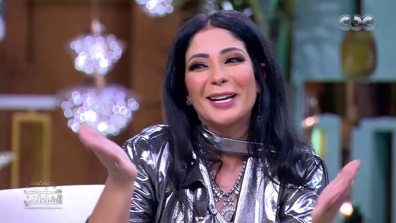 منى زكي لما بقت أم.. شوفوا بتعاملهم ازاي؟