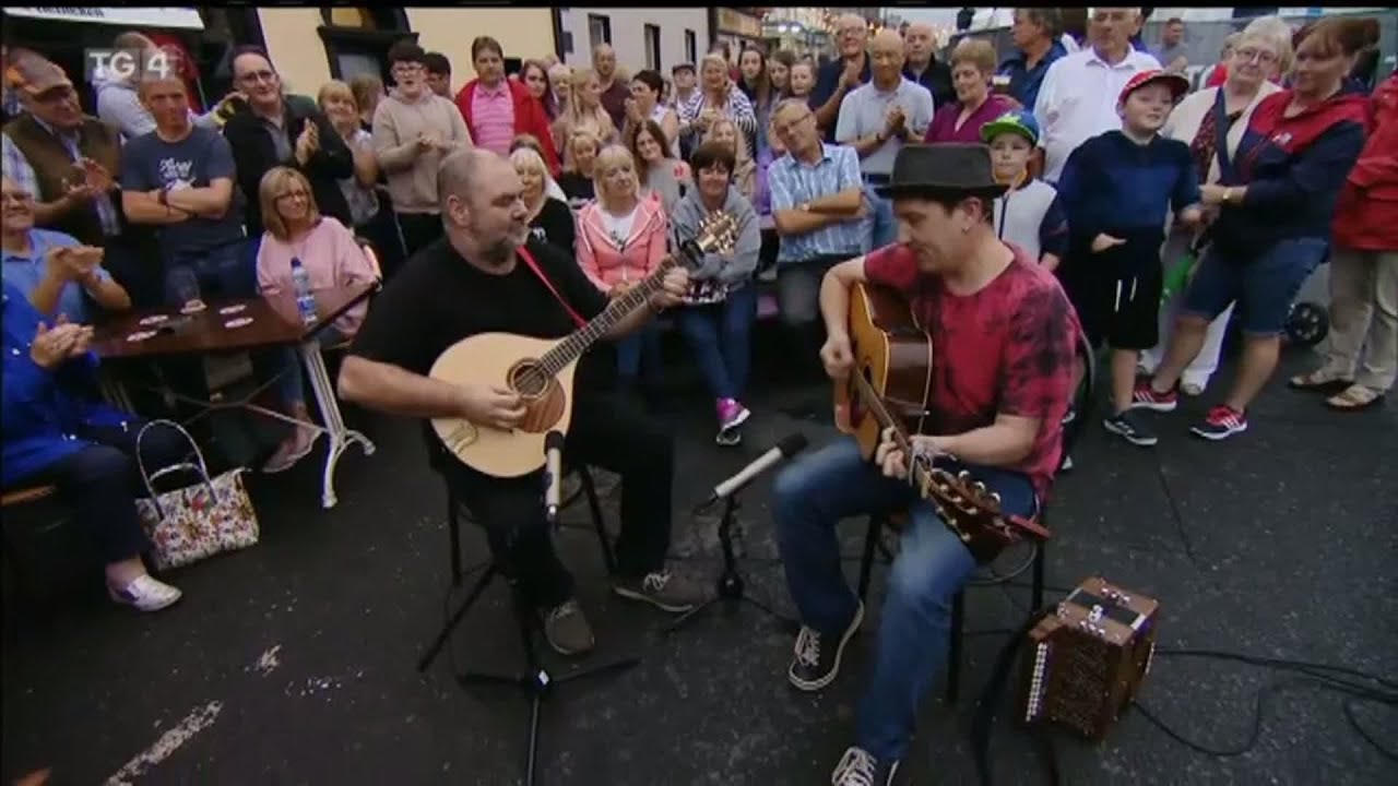Mick McAuley & Paddy Cleere - Paddy's Green Shamrock Shore