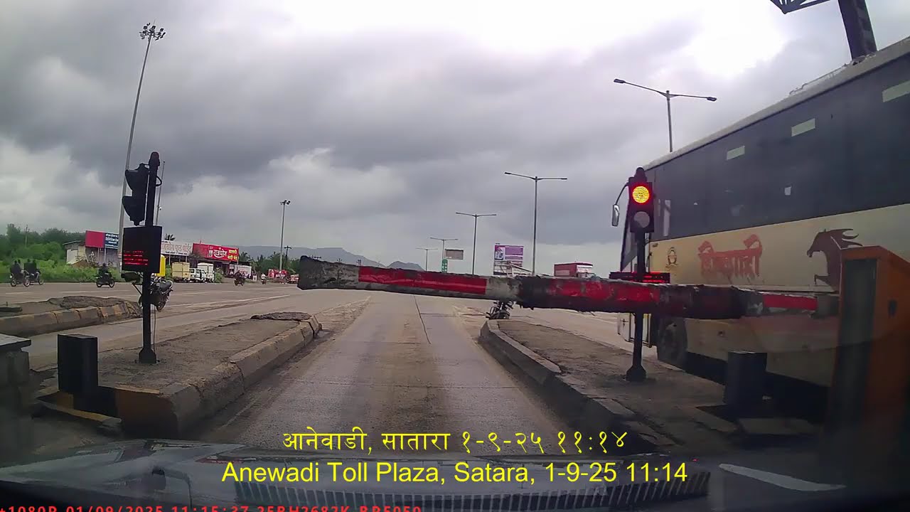 Drive from Satara till Khambatki tunnel (7/9)