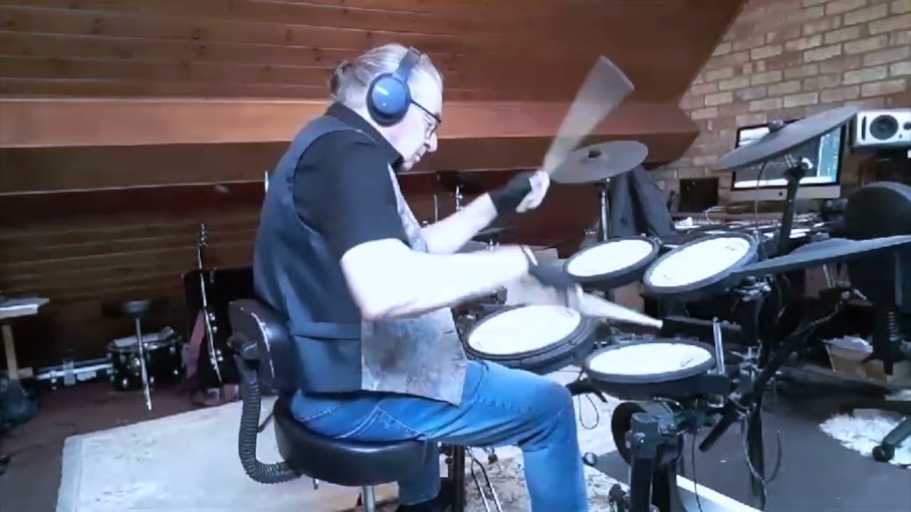 Faith No More..From Out Of Nowhere drum cover Tim Pavitt