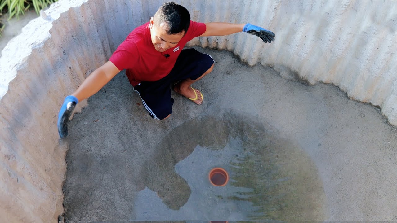 A Look Inside My 2,000G BACKYARD PONDS!! Thousands of Koi Fish Shocking Massive Growth!!