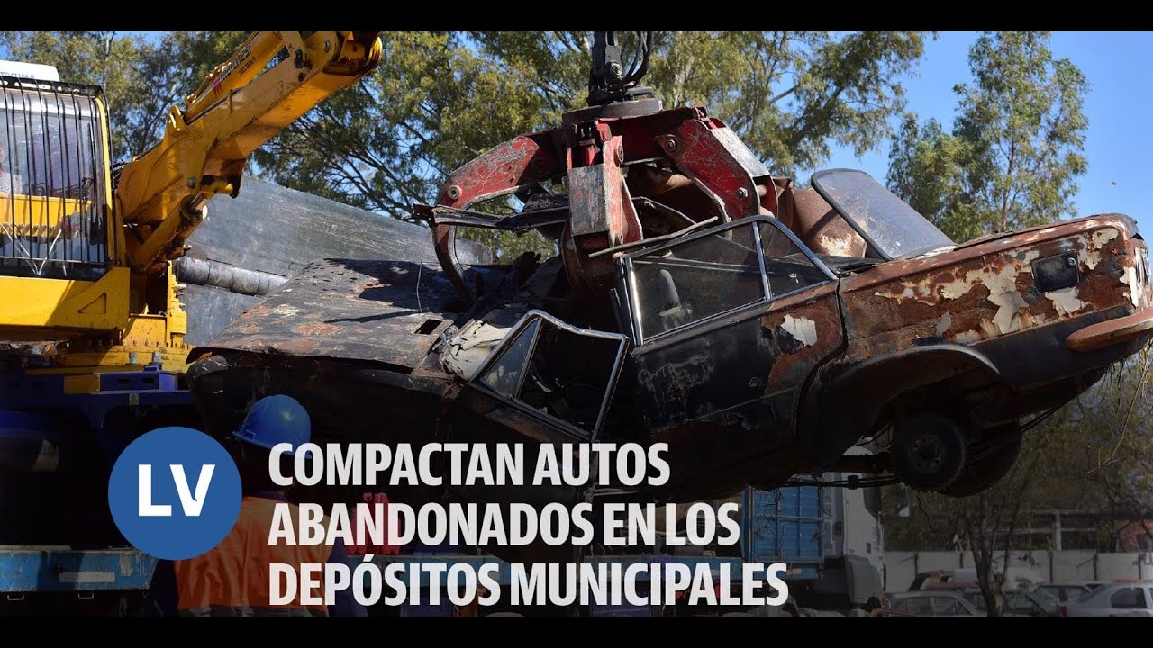 Compactan autos abandonados en los depósitos municipales l Ciudad de Córdoba