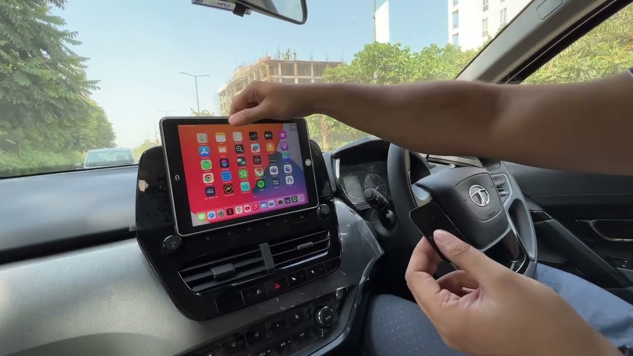 Using iPad in Tata Safari Dark - Tesla Look - Installation and User Experience