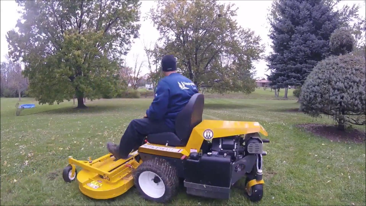 Walker B19 with 56 Side Discharge deck