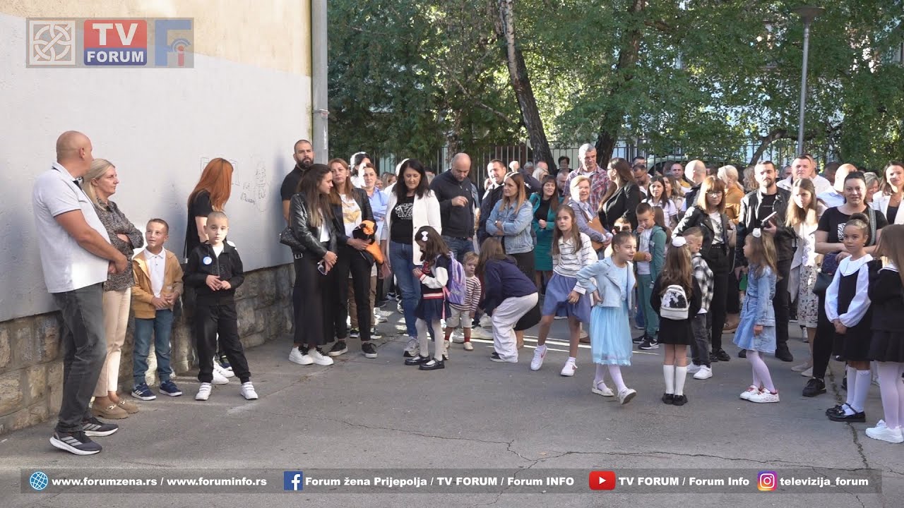 U školske klupe u Prijepolju selo 317 prvaka - 109 u OŠ 