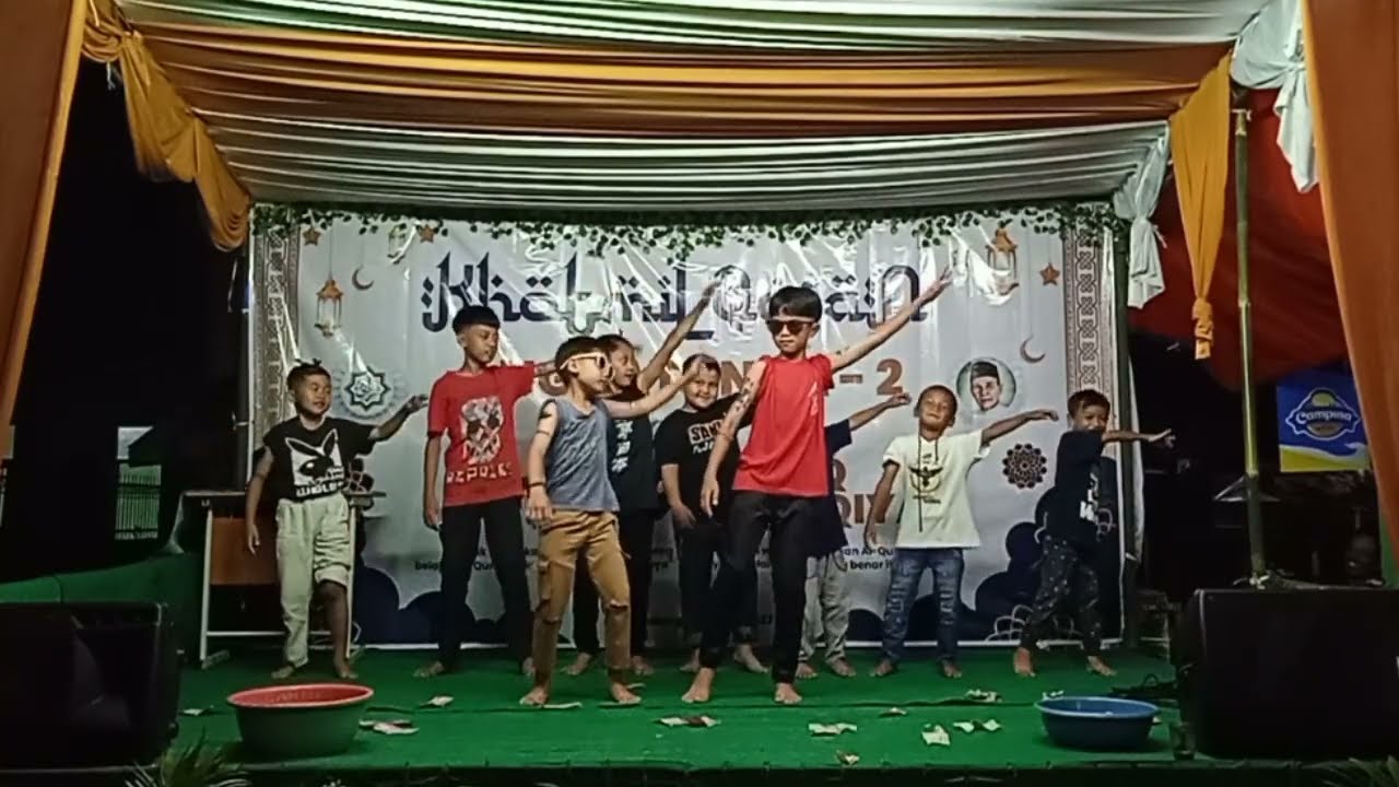 KABARET ANAK-ANAK 