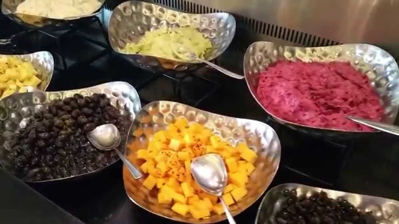Rixos Bab Al Bahr morning buffet