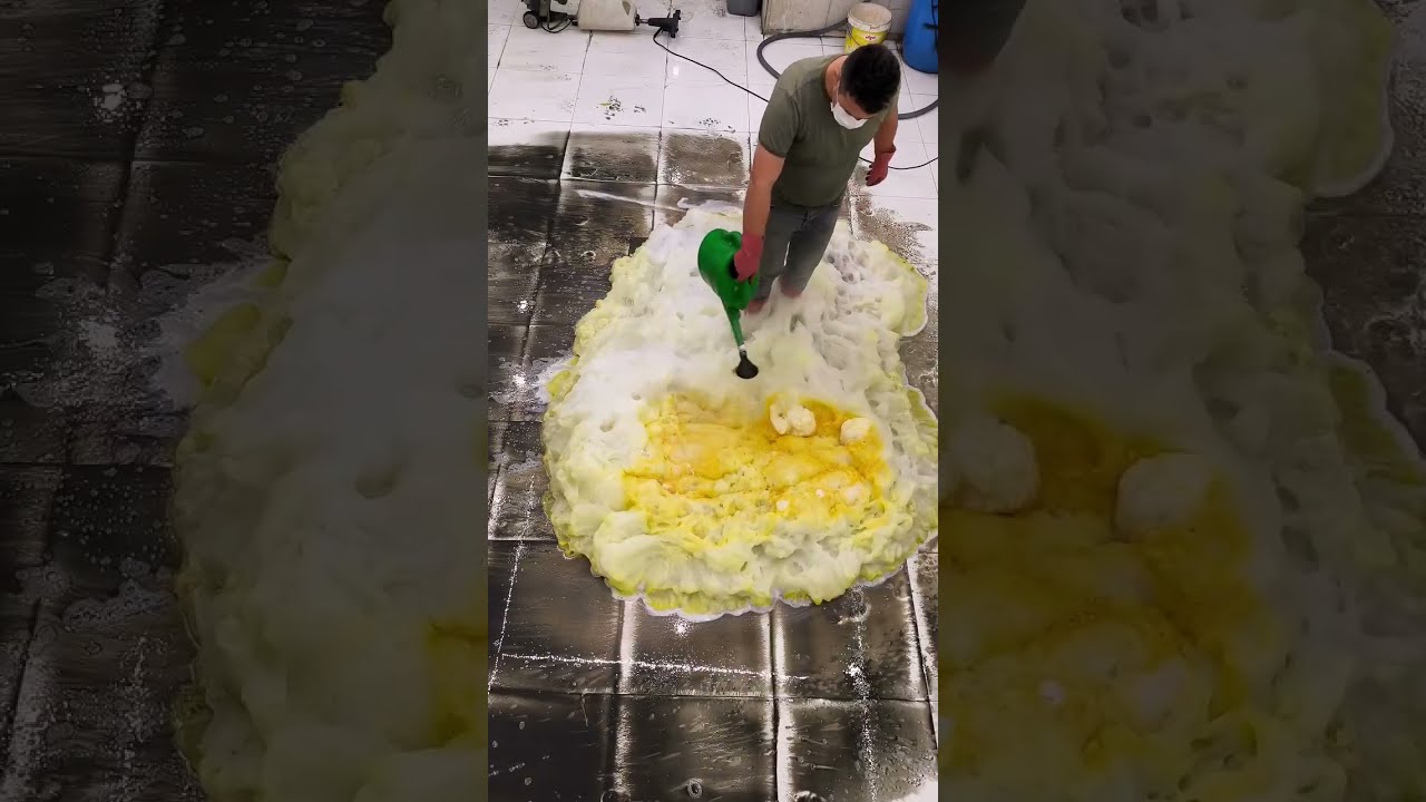 Cleaning the Dirtiest rug Deep Cleaning ever #satisfying #asmrsounds #oddlysatisfying #clean 