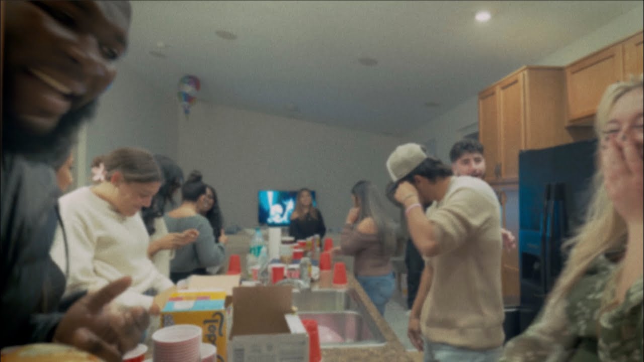 THE FRIENDSGIVING CUP