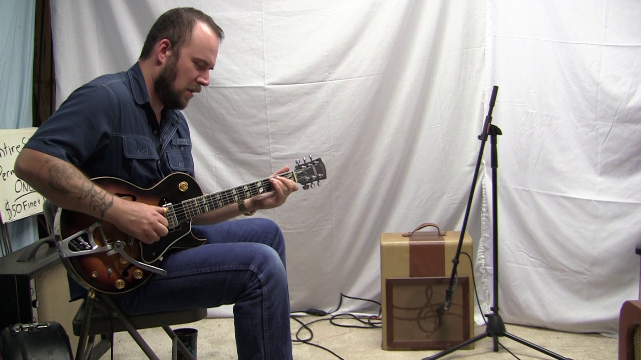 Silvertone 1300 Amp  1947