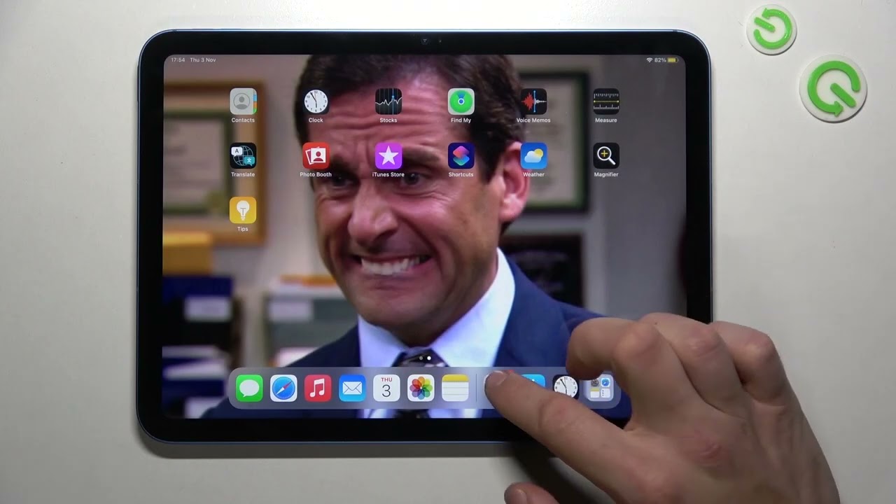 How to Turn On / Turn Off the Keyboard Clicks on the iPad 10th Gen (2022) - Typing Sounds