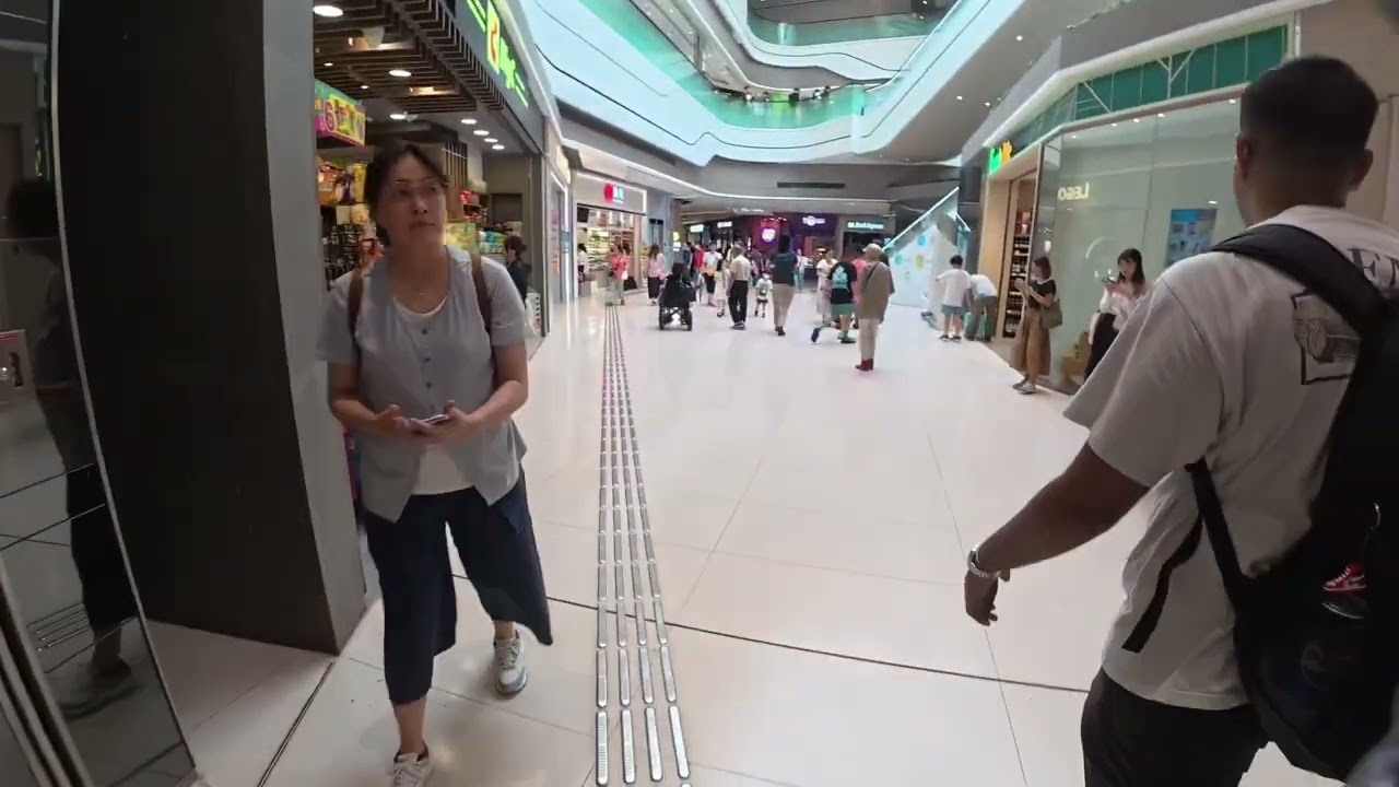 Keeta rider in Hong Kong