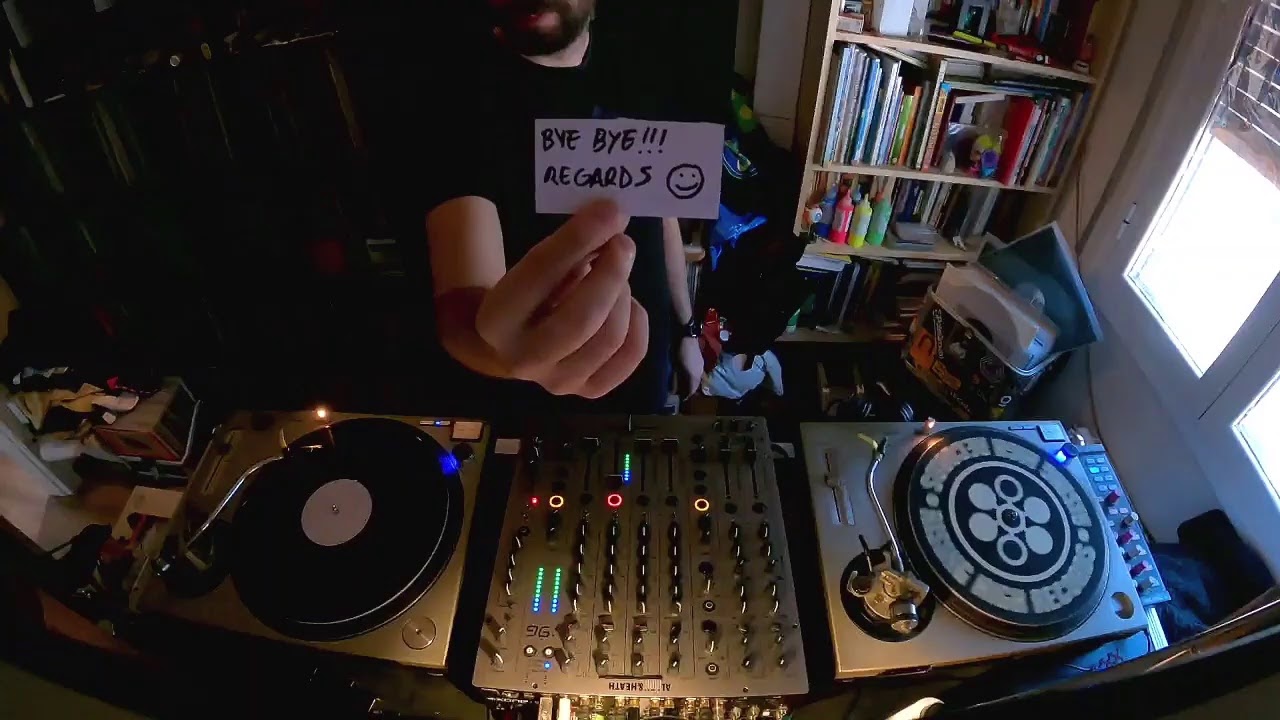 Set DJ Labyrinth 002