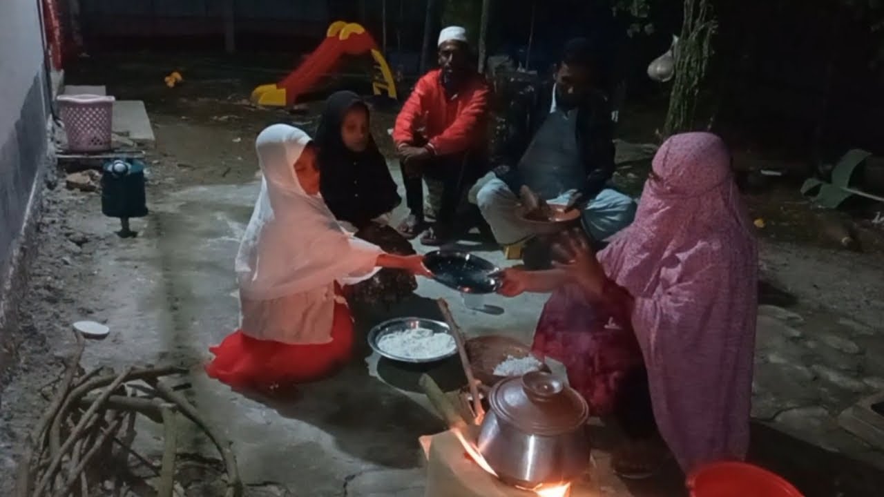 ফাতেহা সাবরিন তার খালামণিকে পেয়ে মহা খুশি।তার খালামণির পছন্দের আয়োজন  করা হলো।। 