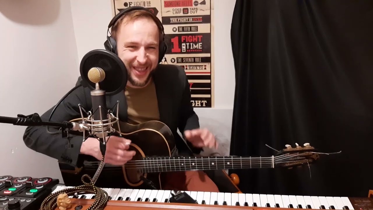 Minor swing – Django Reinhardt's solo first chorus, guitar + mouth trumpet | Vladimir Uspenskii