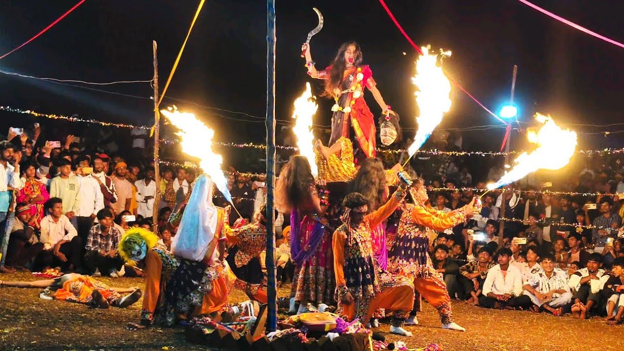 Chhote star garba mandal Vedshya | Mohanpadawa me full Dhamaka | Navratri Garba 2025