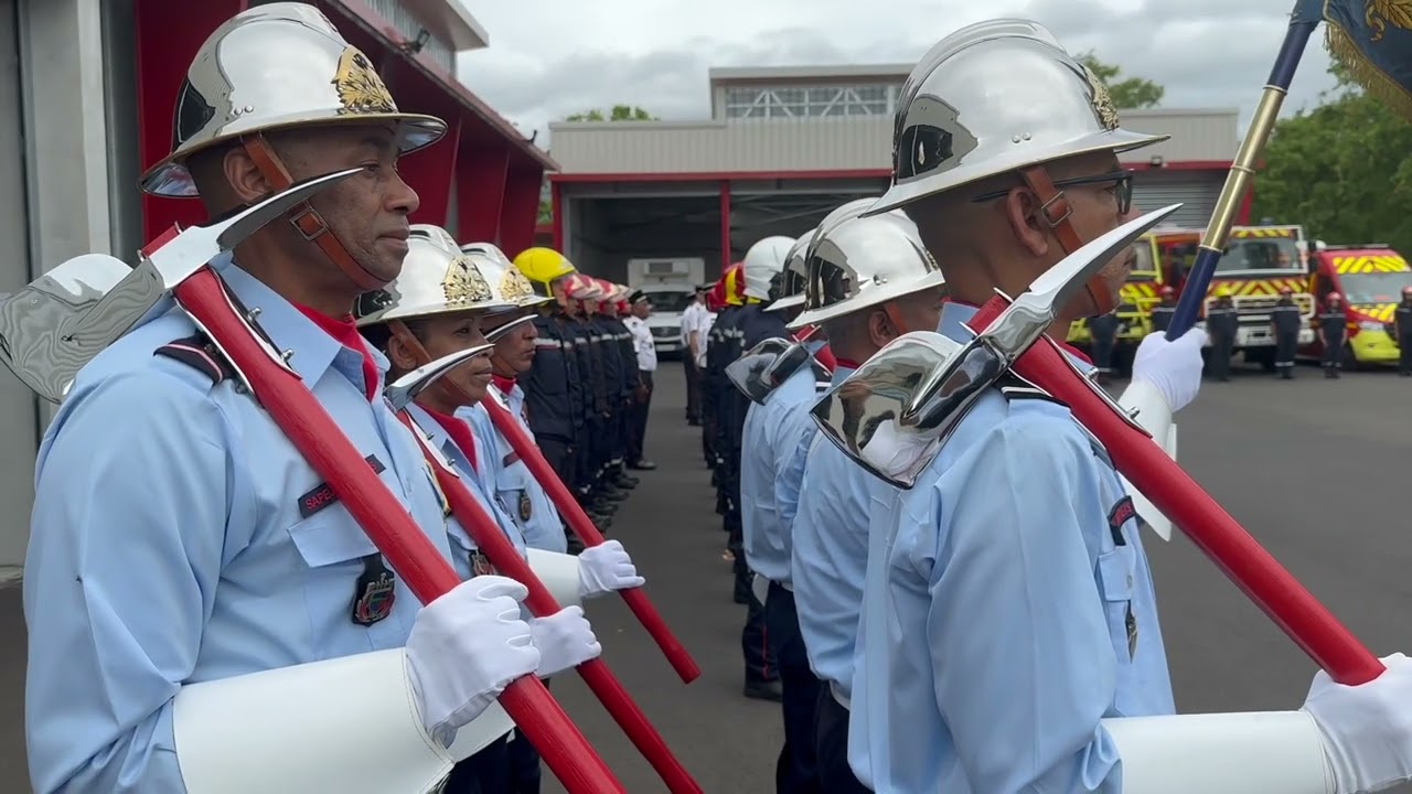 Actualité : Inauguration de la caserne de pompiers Saint-Benoît