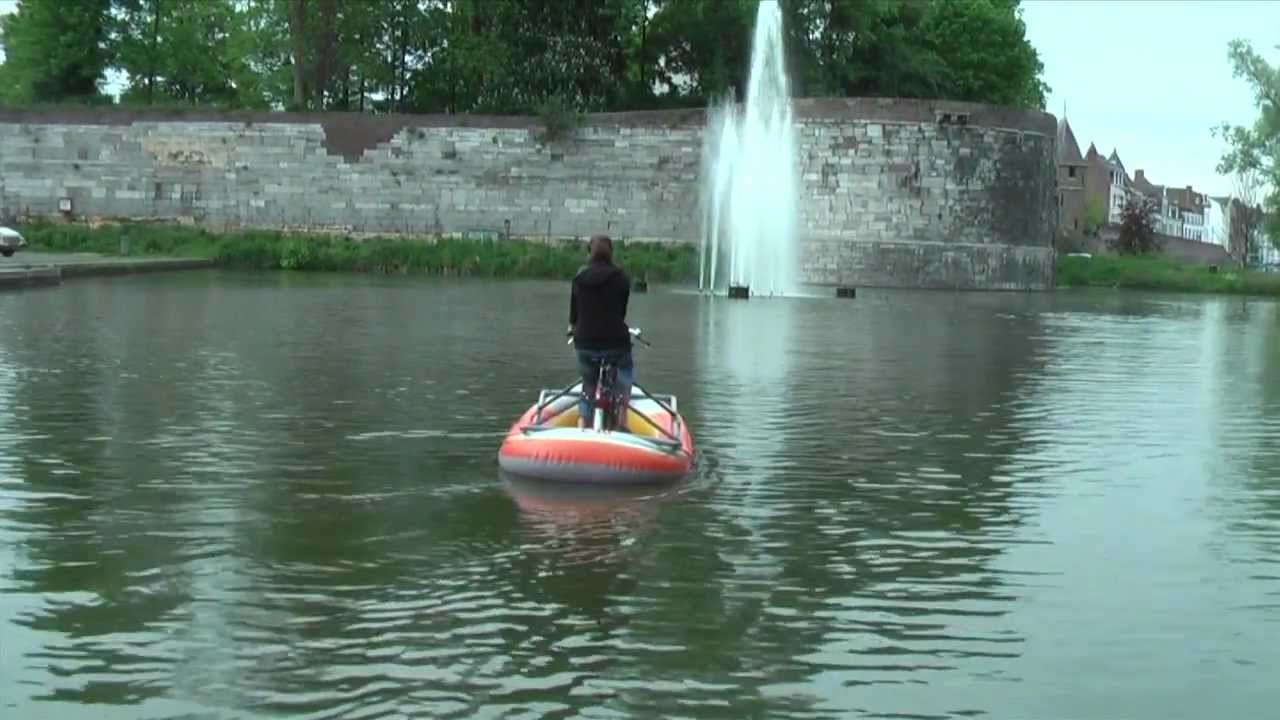 Simple amphibious bike