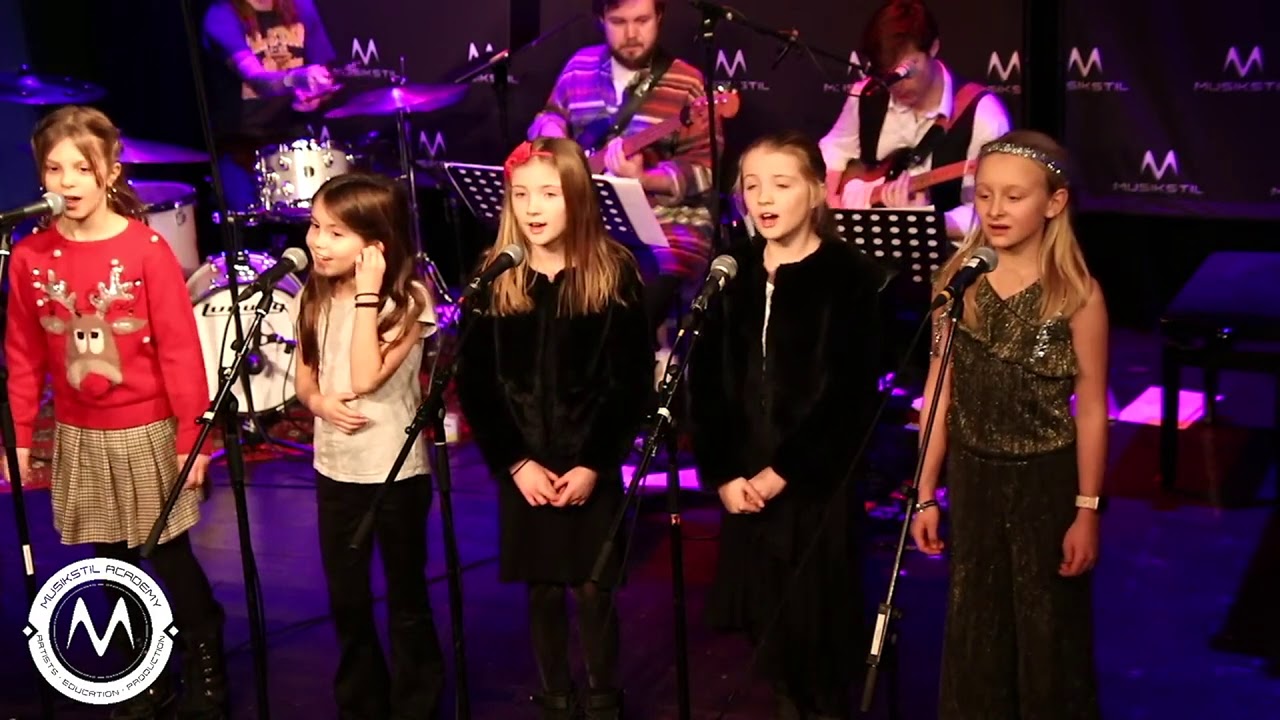 MUSIKSTIL Julkonsert, Nacka - Some Say (Nea) kl. 13.44 Livestream, 2020