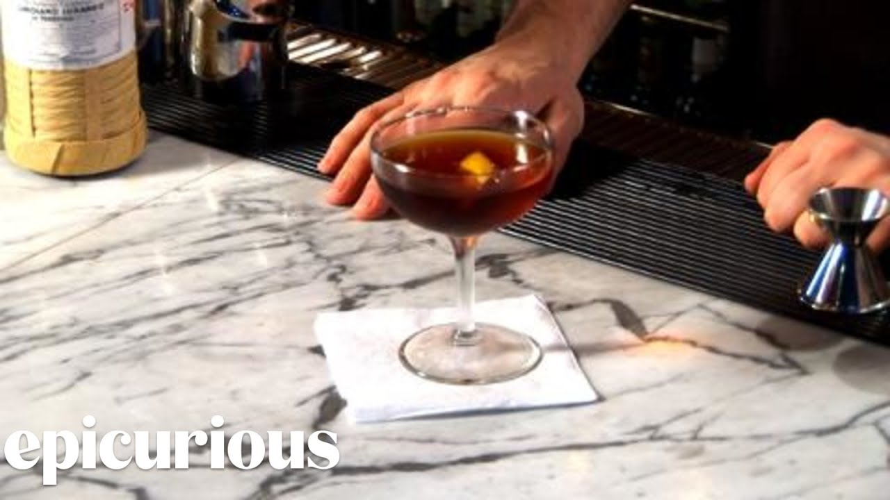 How to Make a Martinez Cocktail