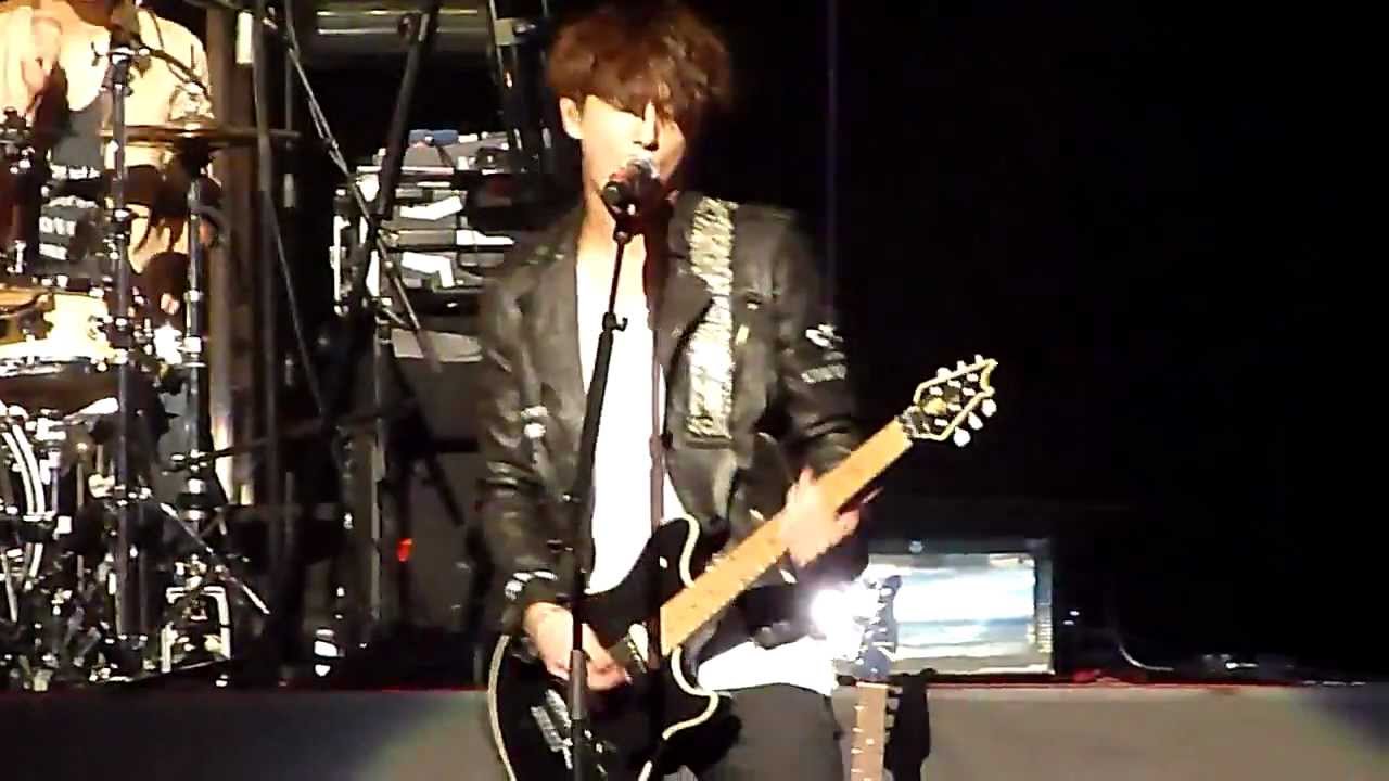 120309 CNBLUE - ONE TIME @ Nokia Theatre Live in LA