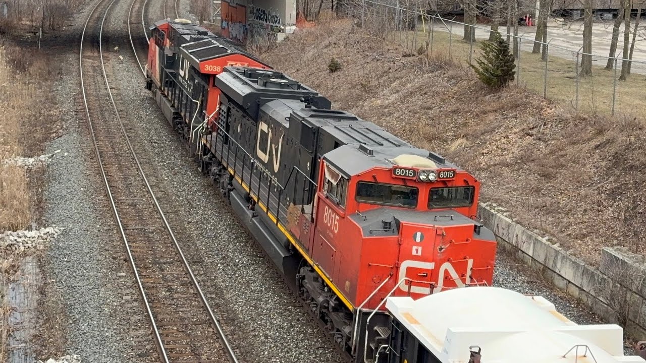 CN X302 passing Bayview junction with a thunder cab 