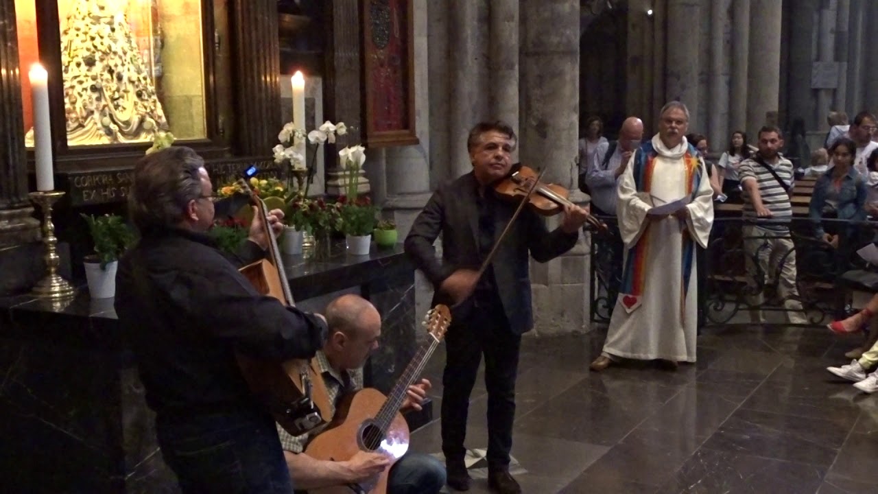 Markus Reinhardt Ensemble @Cologne Cathedral – Memorandum the extinction of the gypsies by Nazi