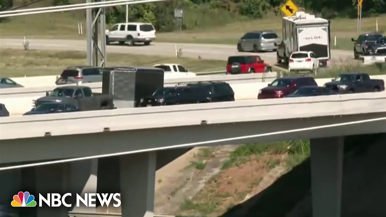 Traffic accidents add to Labor Day holiday weekend travel woes