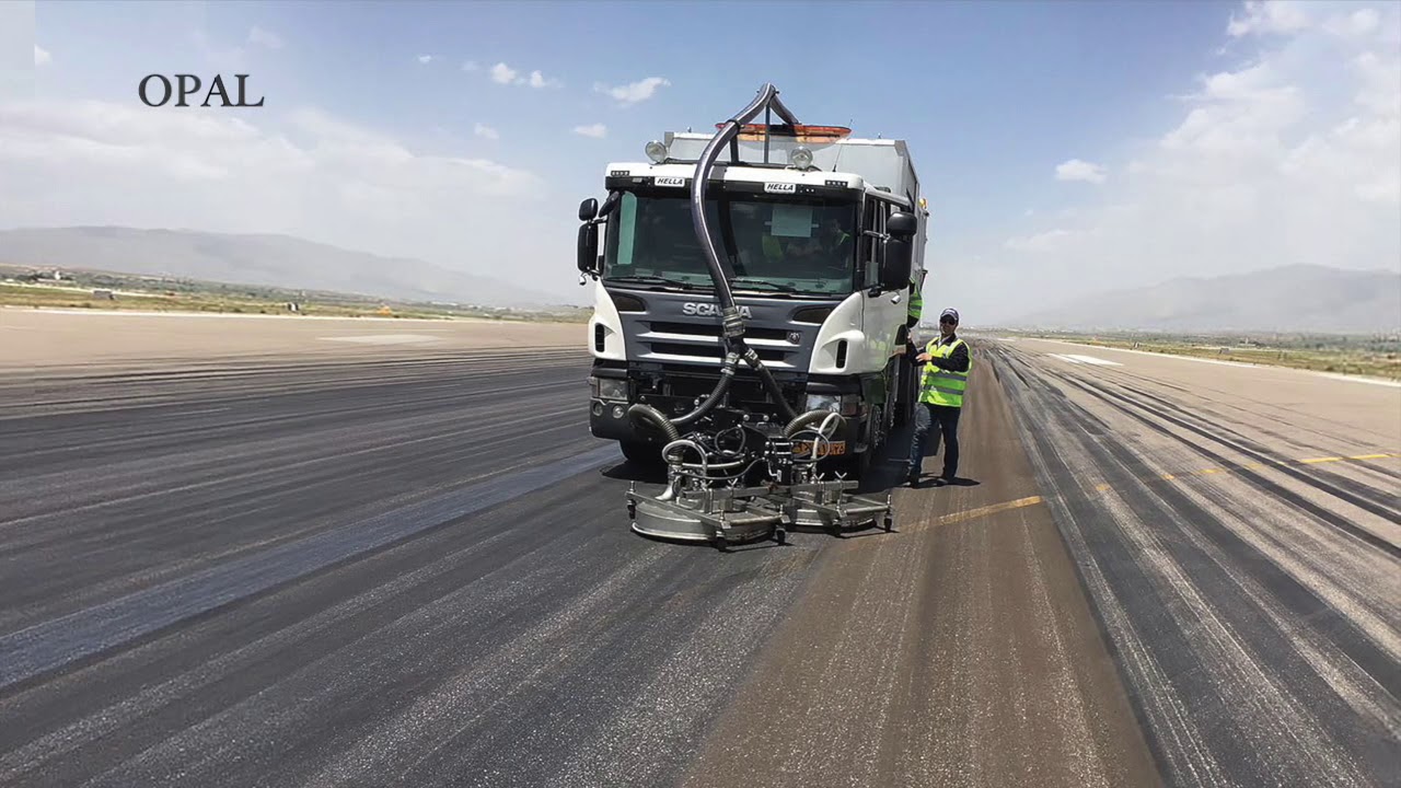 OPAL  |  Friction Tes / Friction Measuring  |  Runway  Maintenance Management