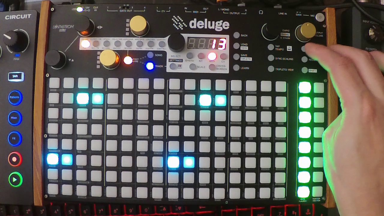 A First Look at Song Mode and Sections // Synthstrom Deluge Tutorial