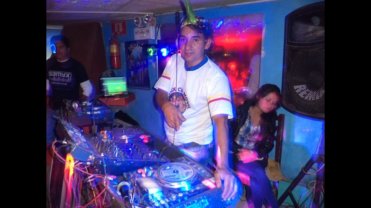 Remix Cd Movil Dj Muñeco  de Ecuador y el Fantasma Mix en Jullanys Discoteca Cayambe
