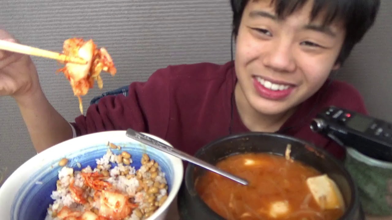 【ASMR】納豆ご飯がうますぎたｗｗチゲ鍋も最高！【咀嚼音注意】