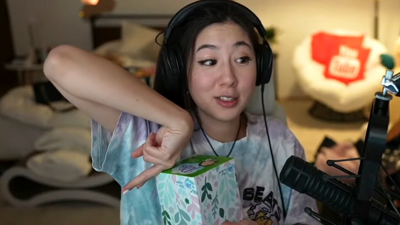 How Fuslie Likes To Sit On A Table