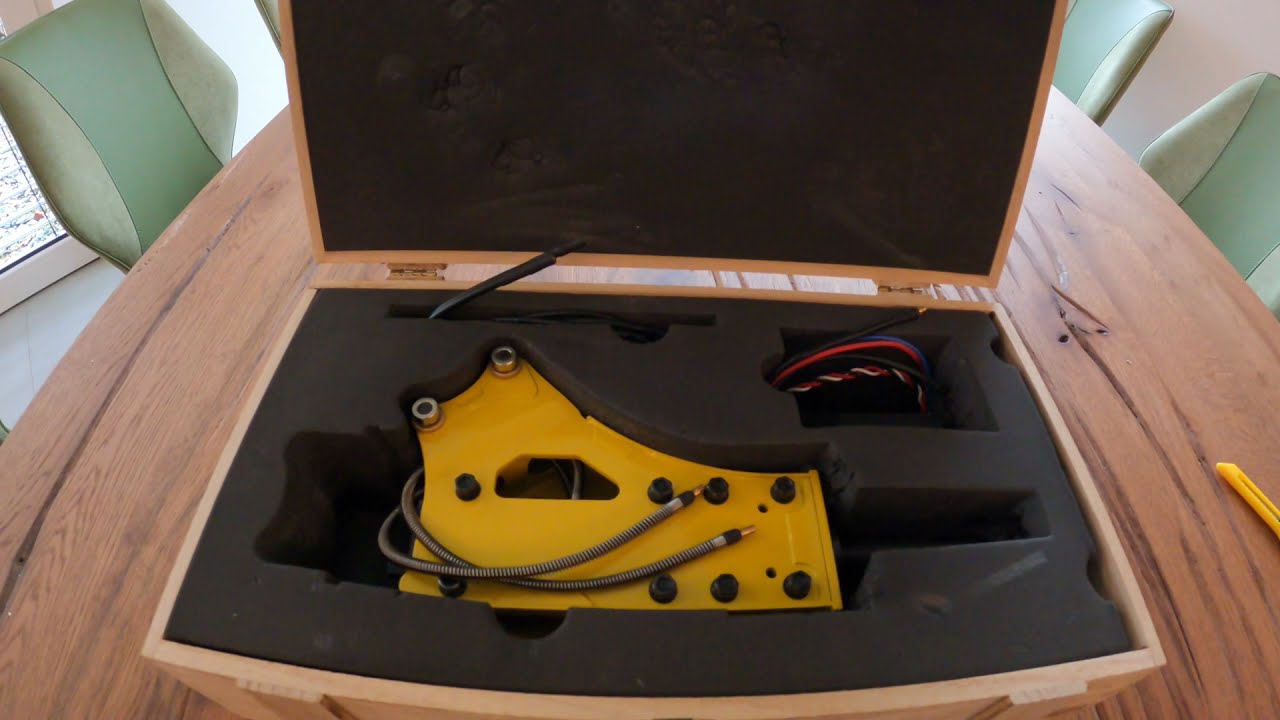 UNBOXING UND PROBELAUF VOM ABBRUCHHAMMER RC TRUCK CITY