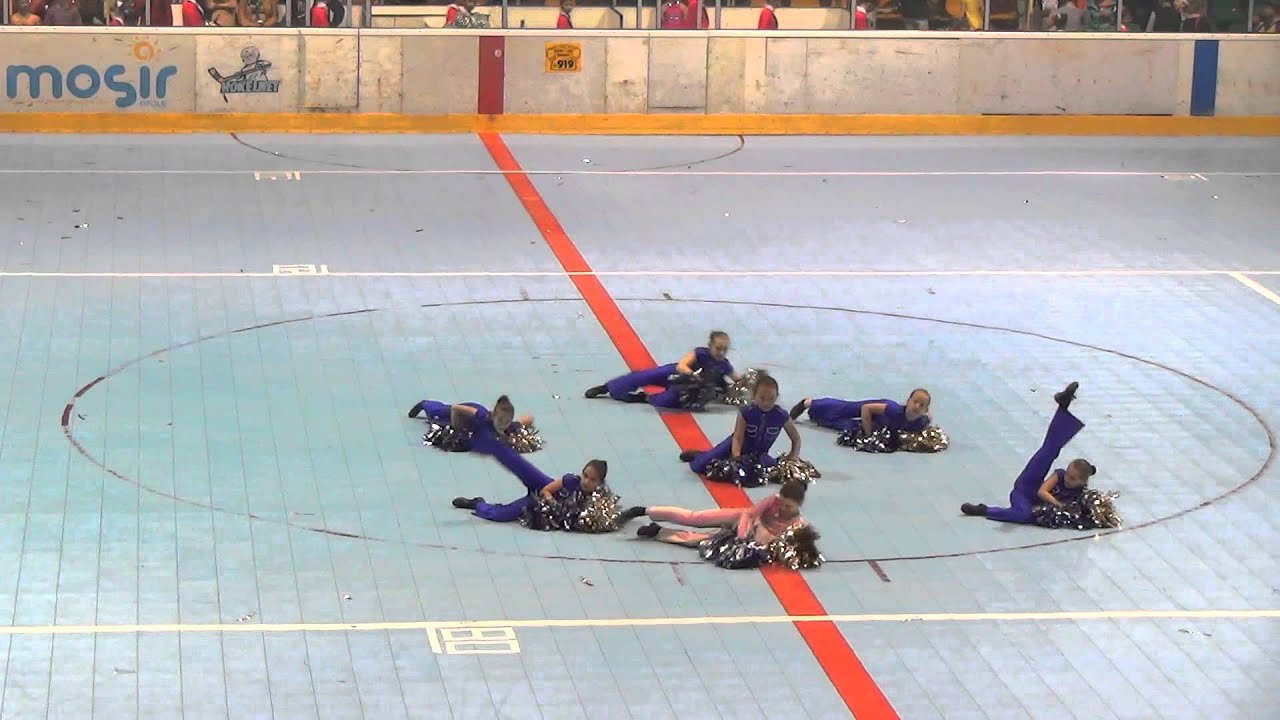 Uśmiech Tworków MP Opole 2013 miniformacja pom-pom kadetki