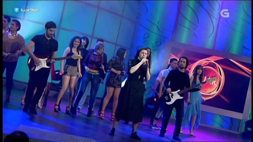 Sister Cristina & Recanteiros 2014-2015 - Somewhere Only We Know (Directo en Luar) 29-11-2014