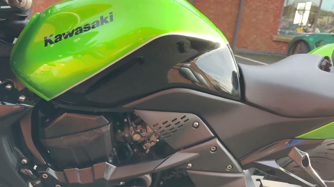 Kawasaki Z750 2009 Green 19,027 Miles 19359